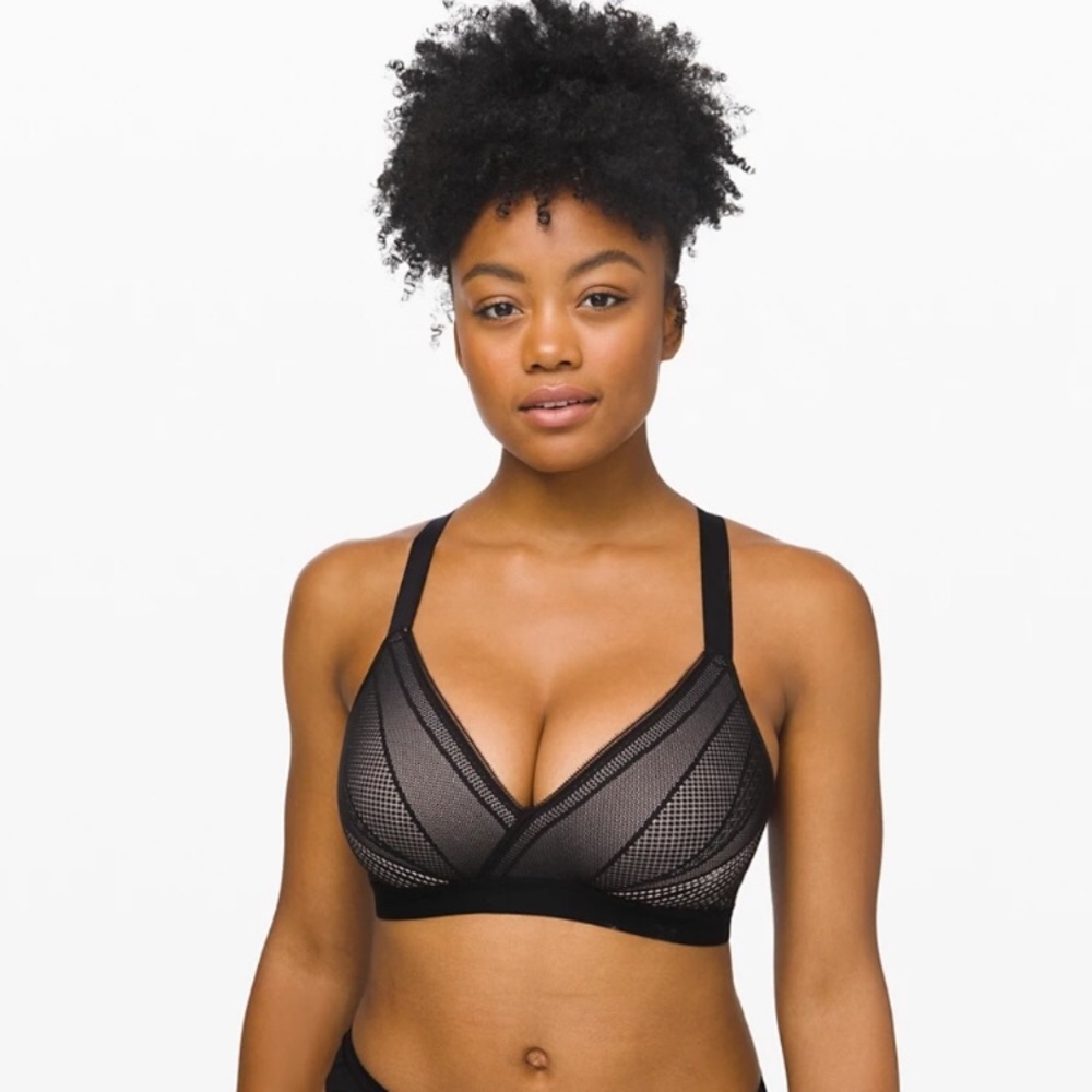 LULULEMON Awake To Lace Bra / size 34 D